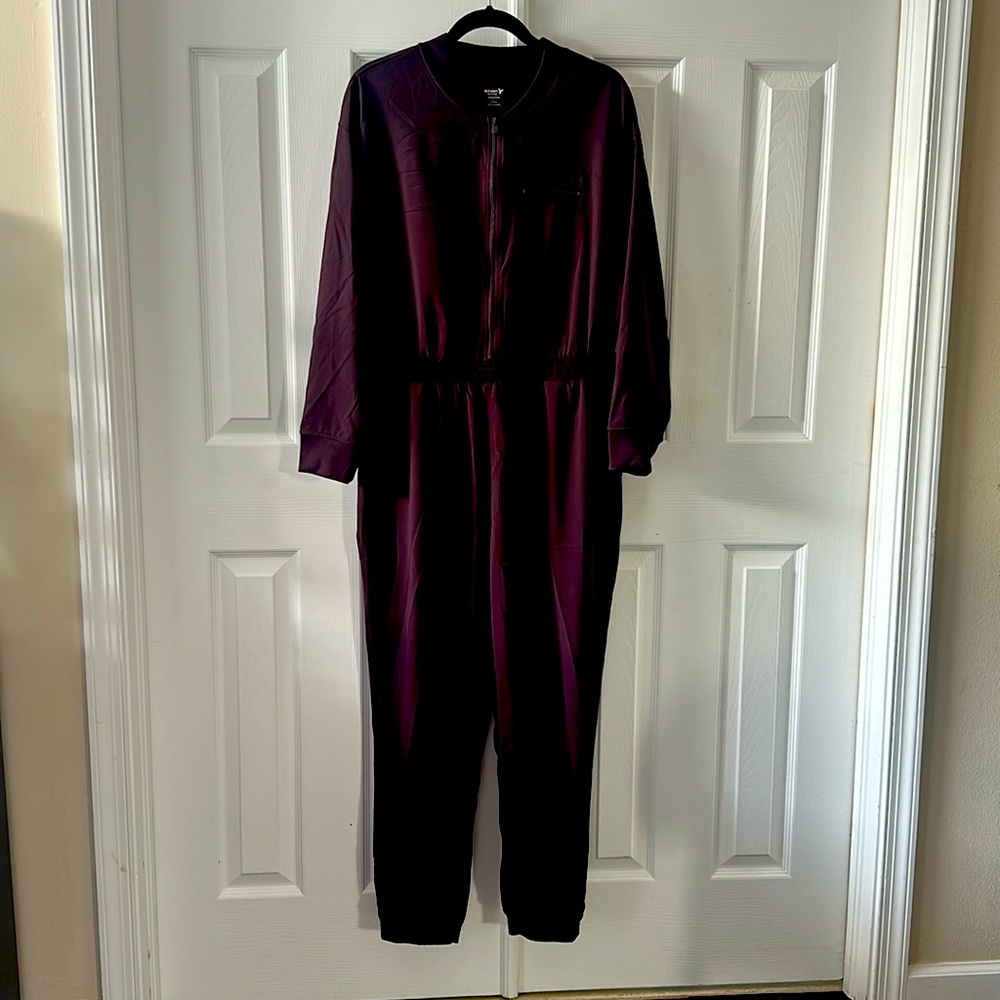 Active Polyester/spandex jumper